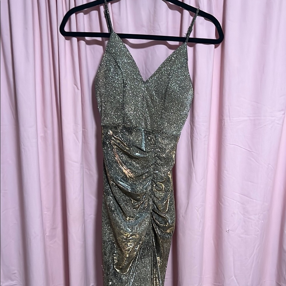 DEVON WINDSOR Green Sequin Bodycon Cocktail Dress